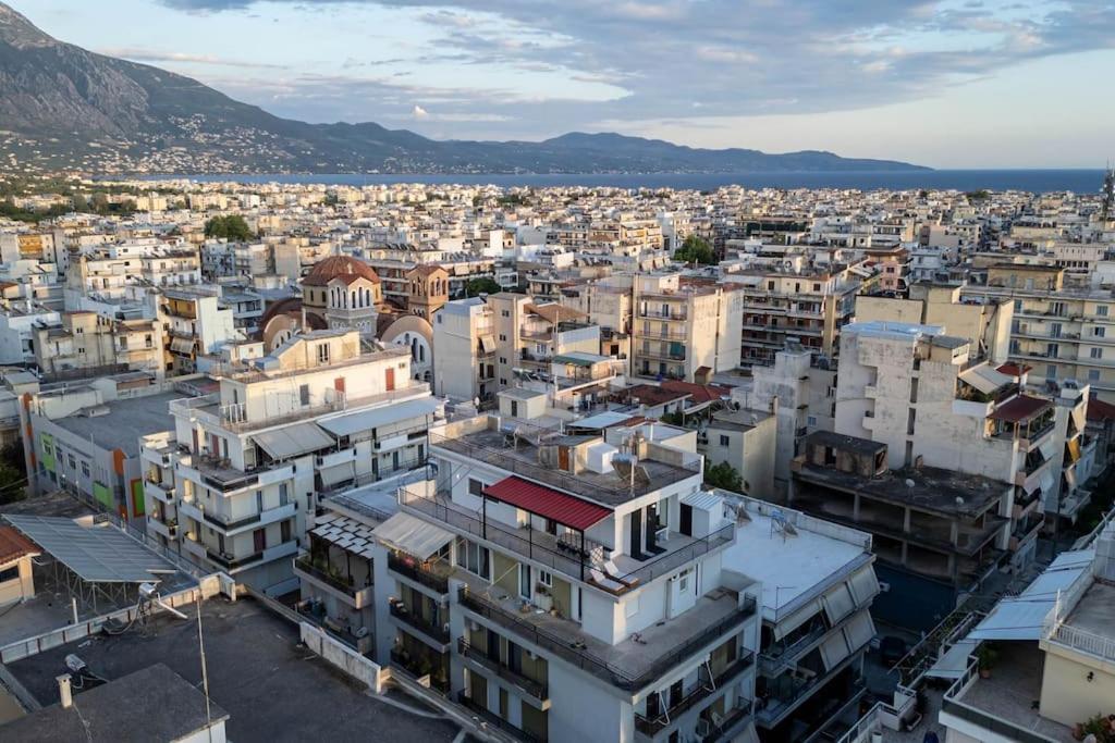 Cityscape Central Kalamata Luaran gambar